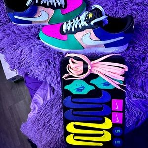 Rare Air Force Ones! This comes complete with shoe box.ENTIRE shoe is Velcro™️.